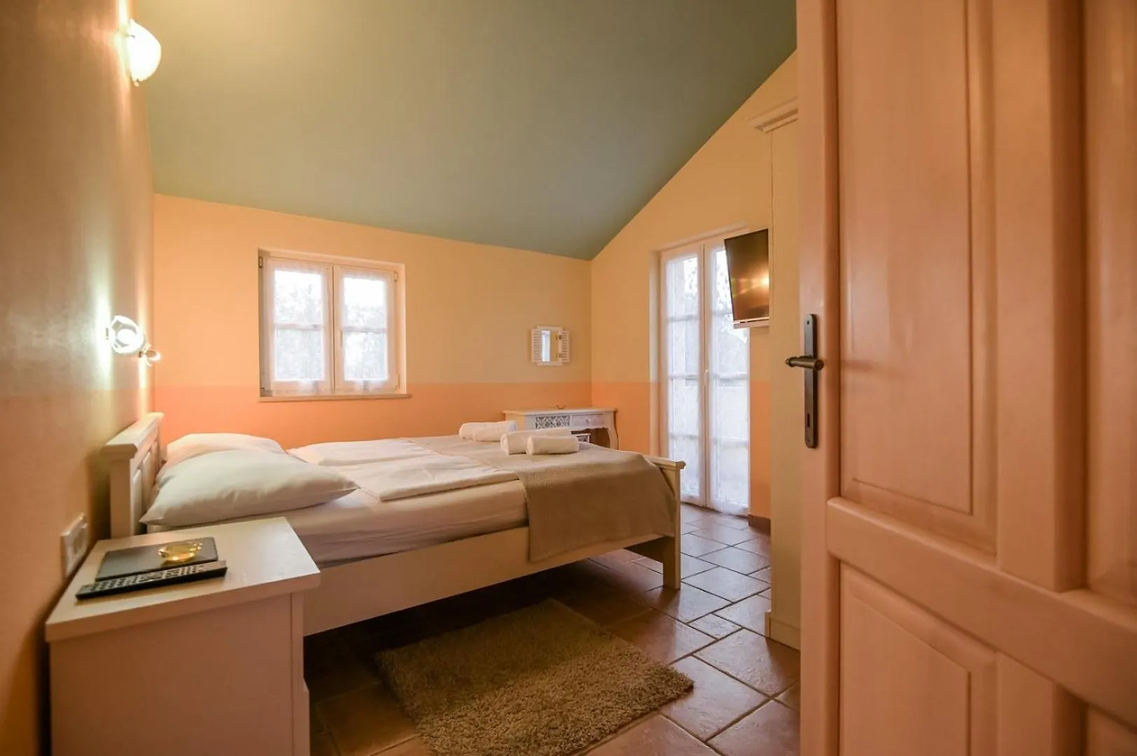 Villa Evita Kras 0*,