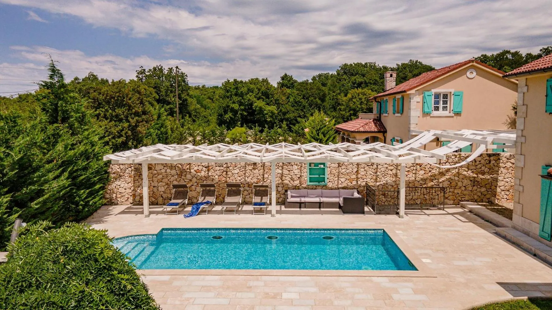 Villa Evita Kras 0*,  Croatia